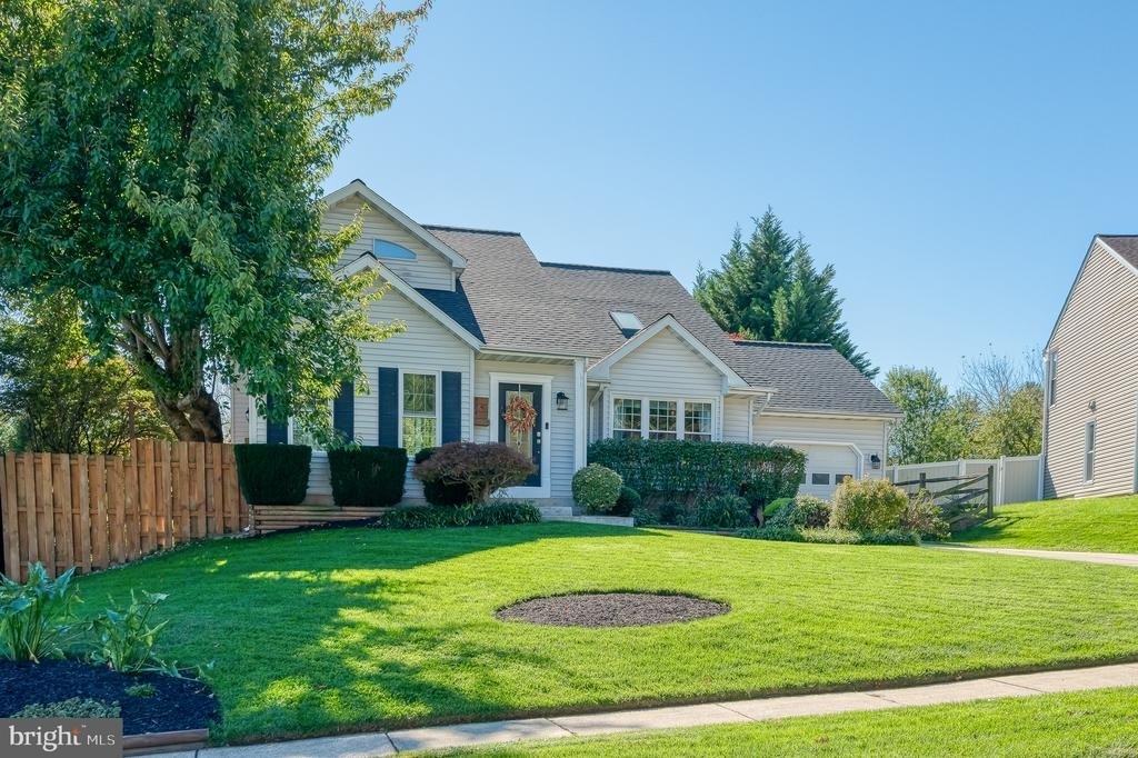 224 Hitching Post Drive - Photo 0