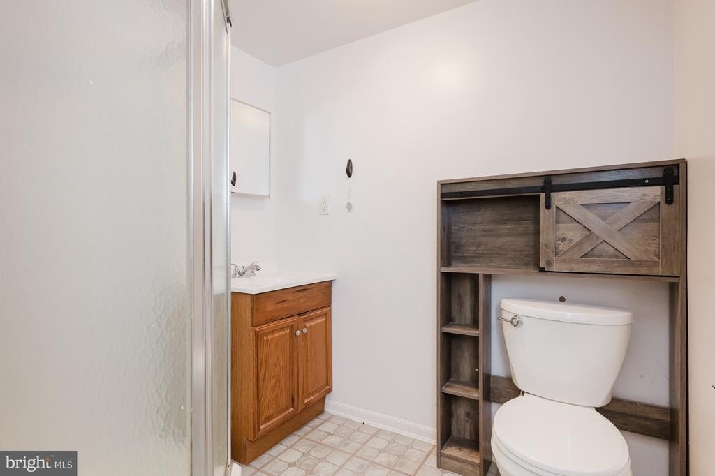540 Kirkcaldy Way - Photo 44