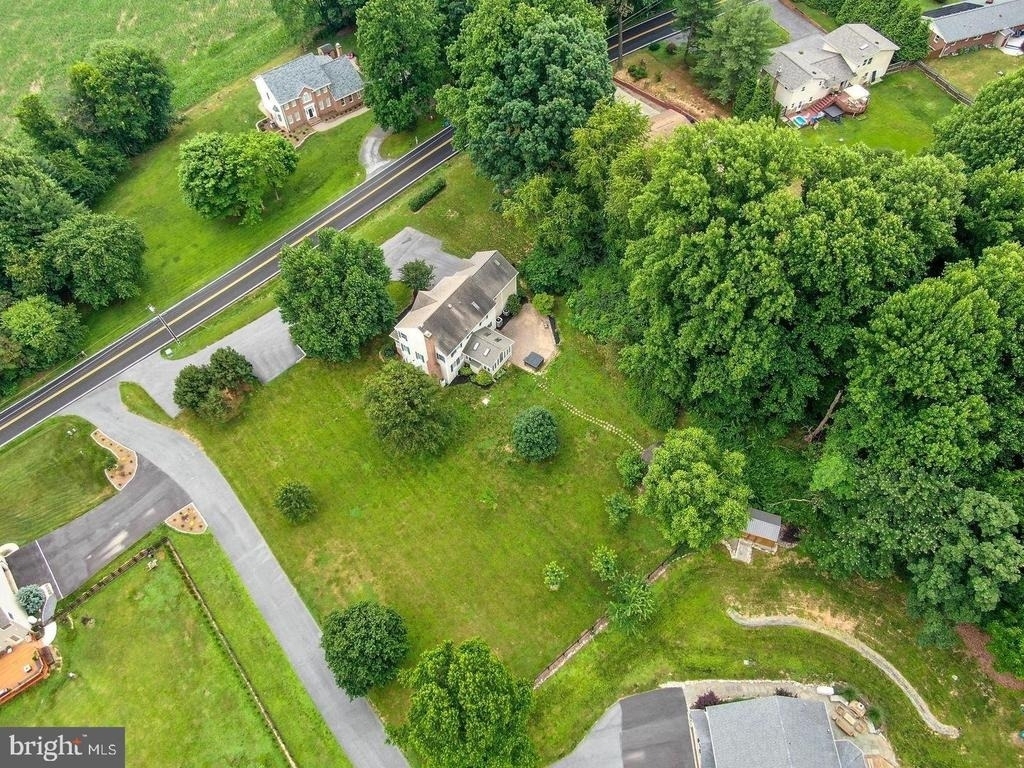 4840 Teen Barnes Road - Photo 53