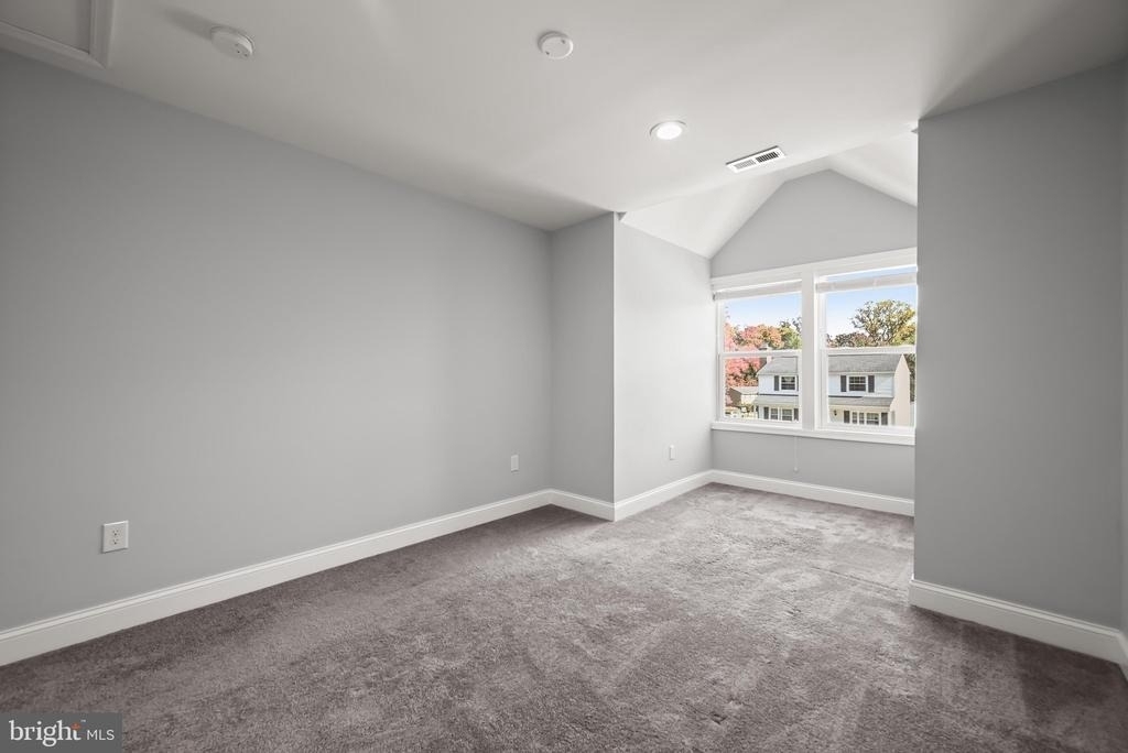 214 New Avenue - Photo 42