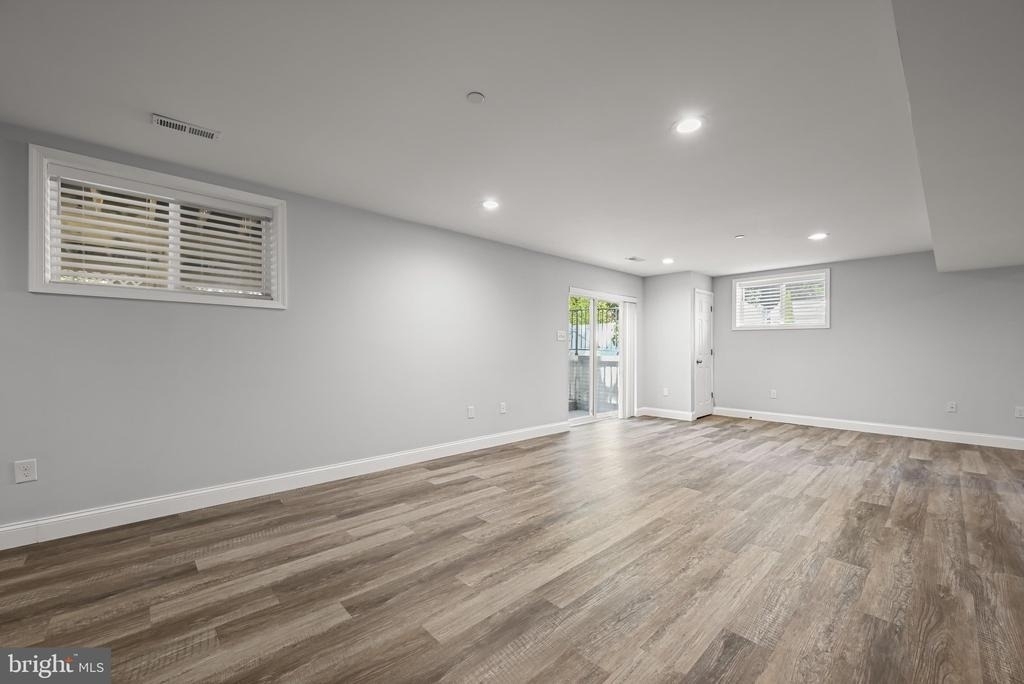 214 New Avenue - Photo 53