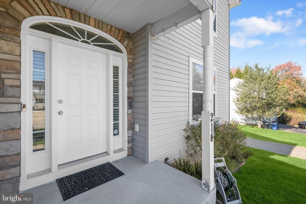 214 New Avenue - Photo 5