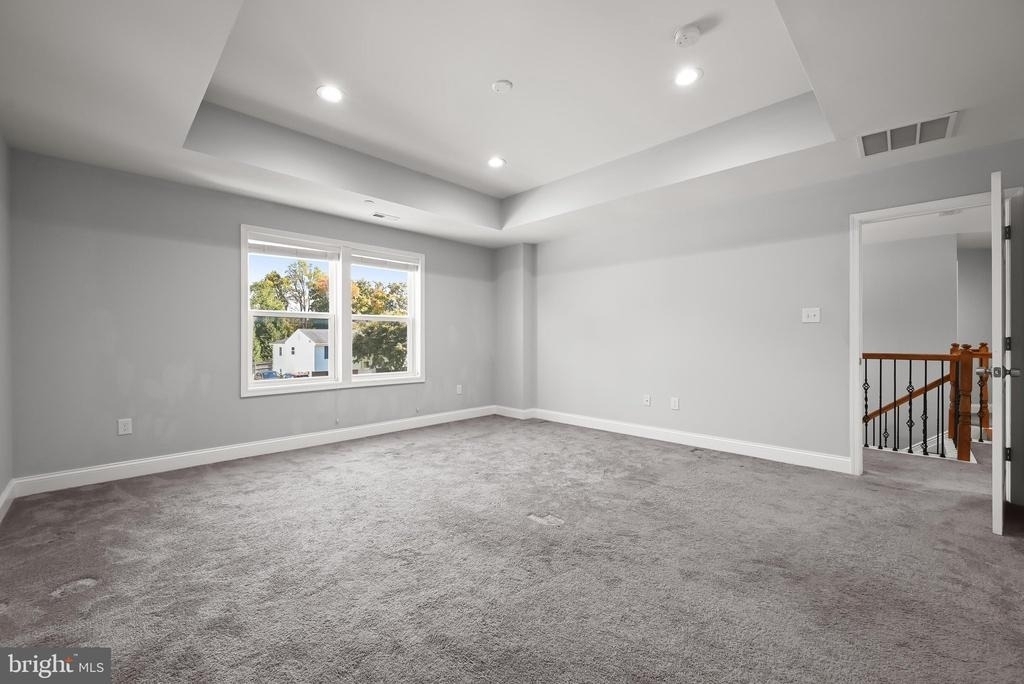 214 New Avenue - Photo 31