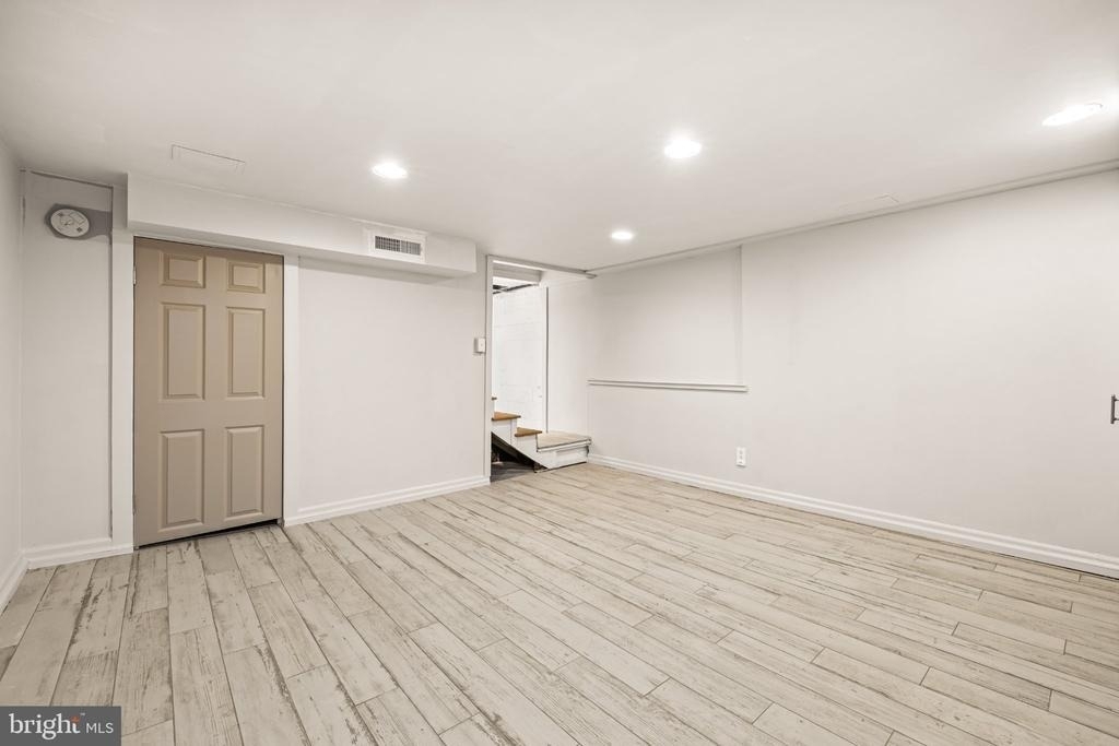 244 E Susquehanna Avenue - Photo 21