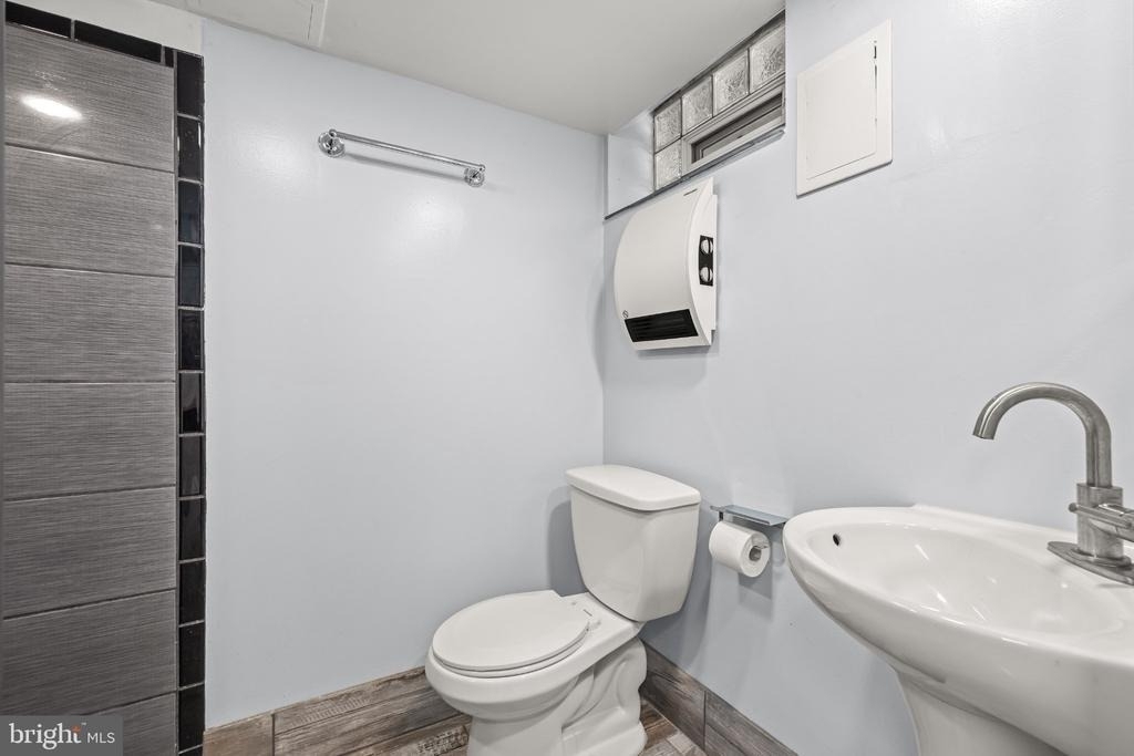 244 E Susquehanna Avenue - Photo 24