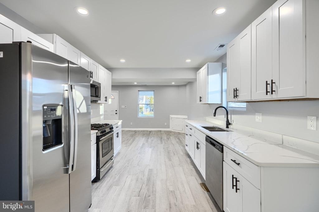 9 Avenal Road - Photo 7