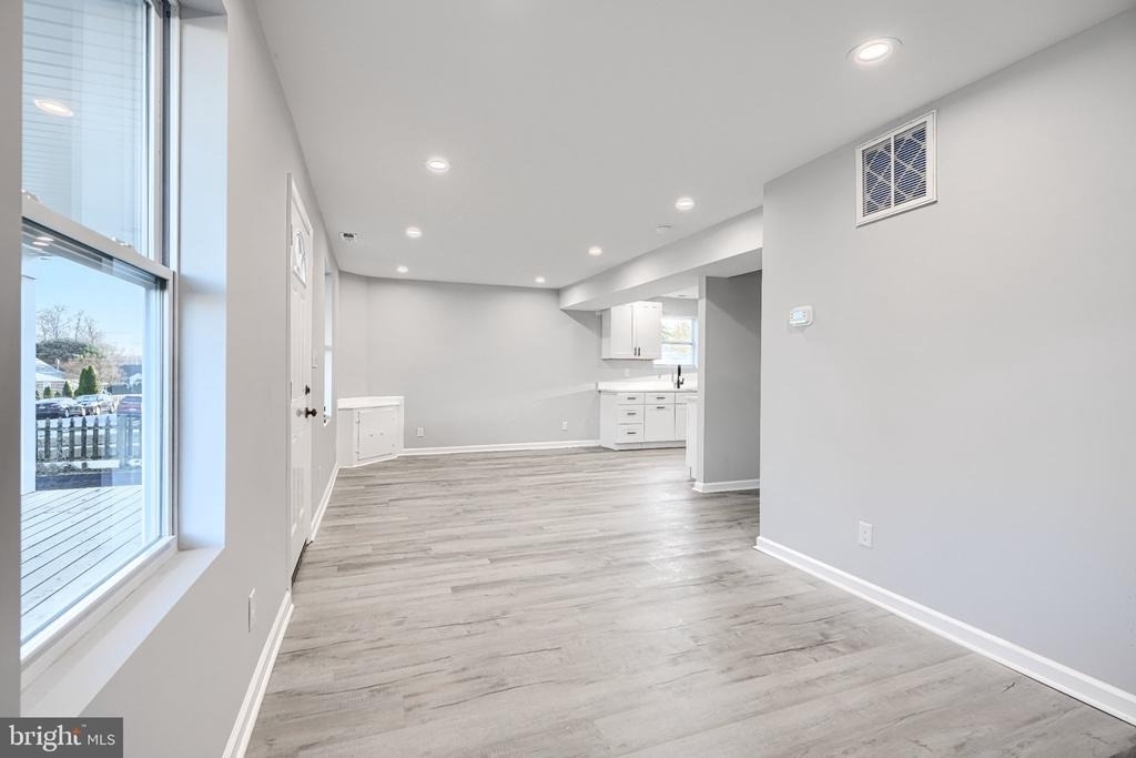 9 Avenal Road - Photo 5