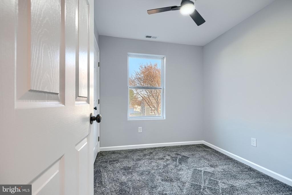 9 Avenal Road - Photo 9