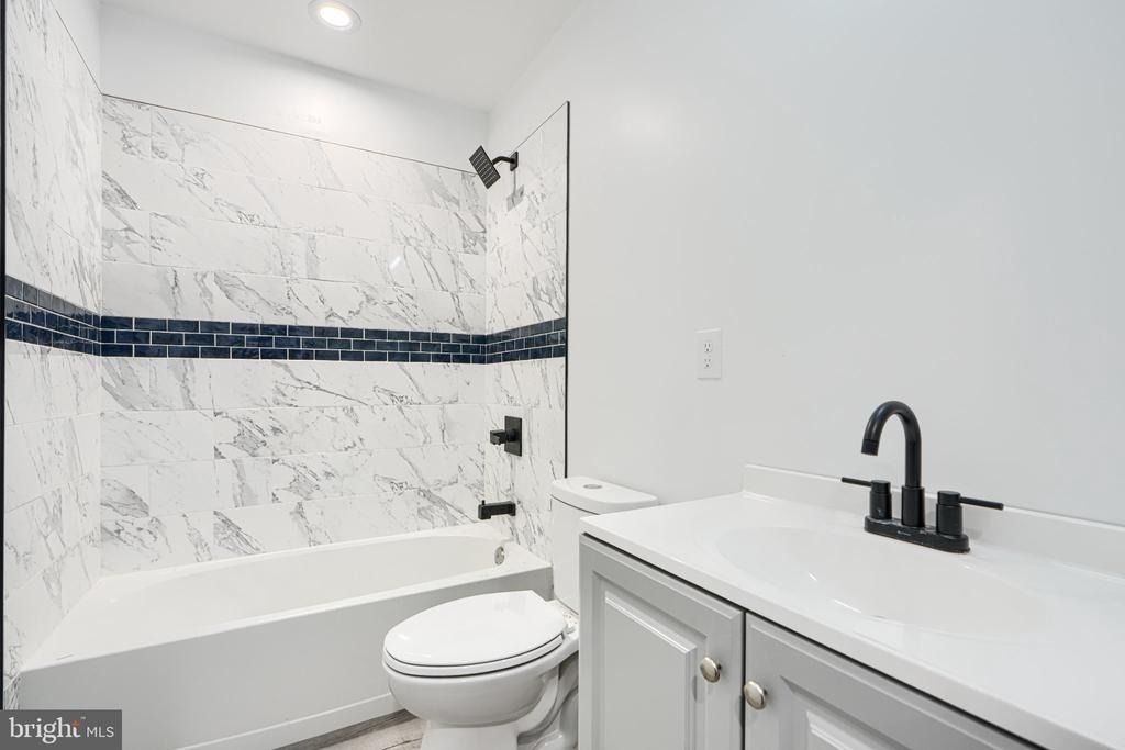 9 Avenal Road - Photo 12