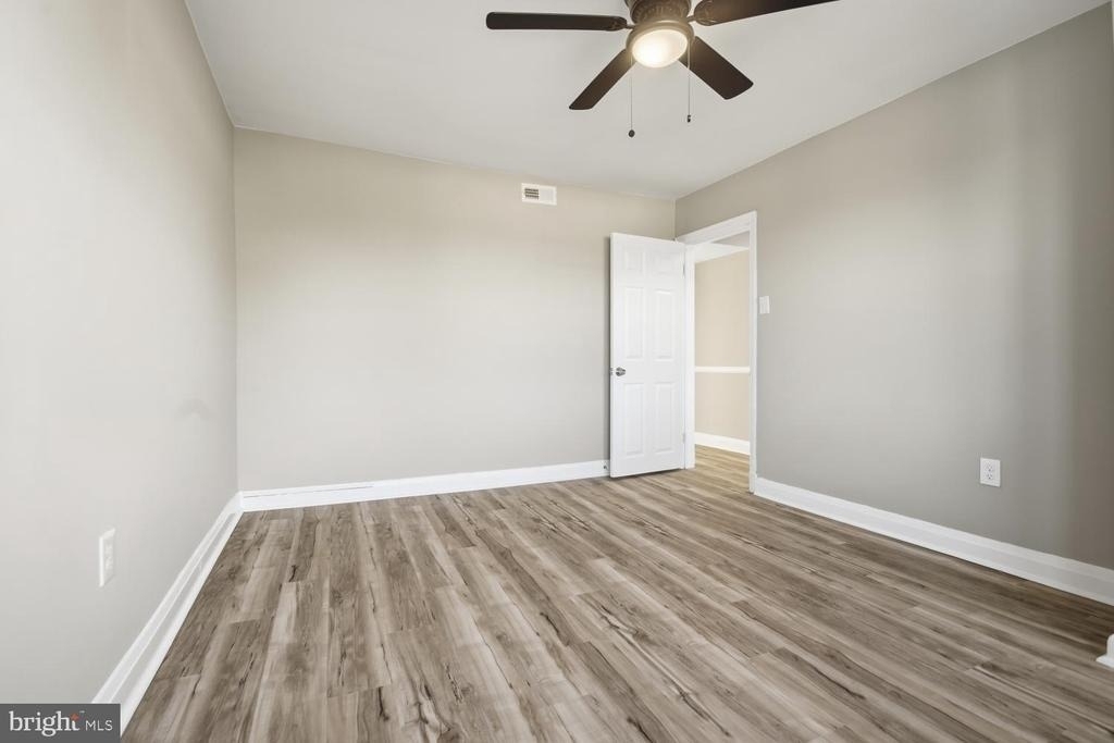 2531 Loyola Northway - Photo 12