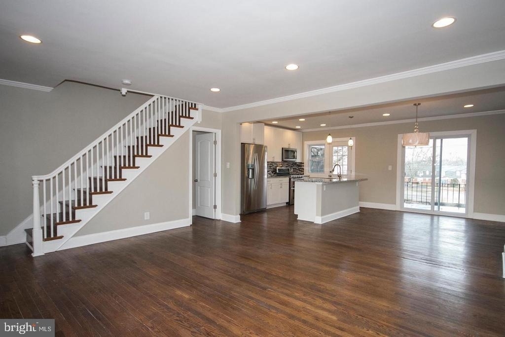 4814 Coleherne Road - Photo 2