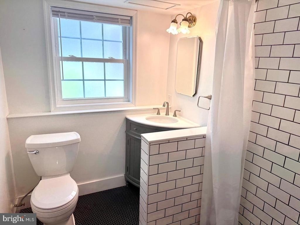 90 Avondale Circle - Photo 18