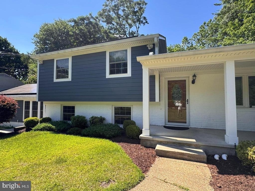90 Avondale Circle - Photo 2