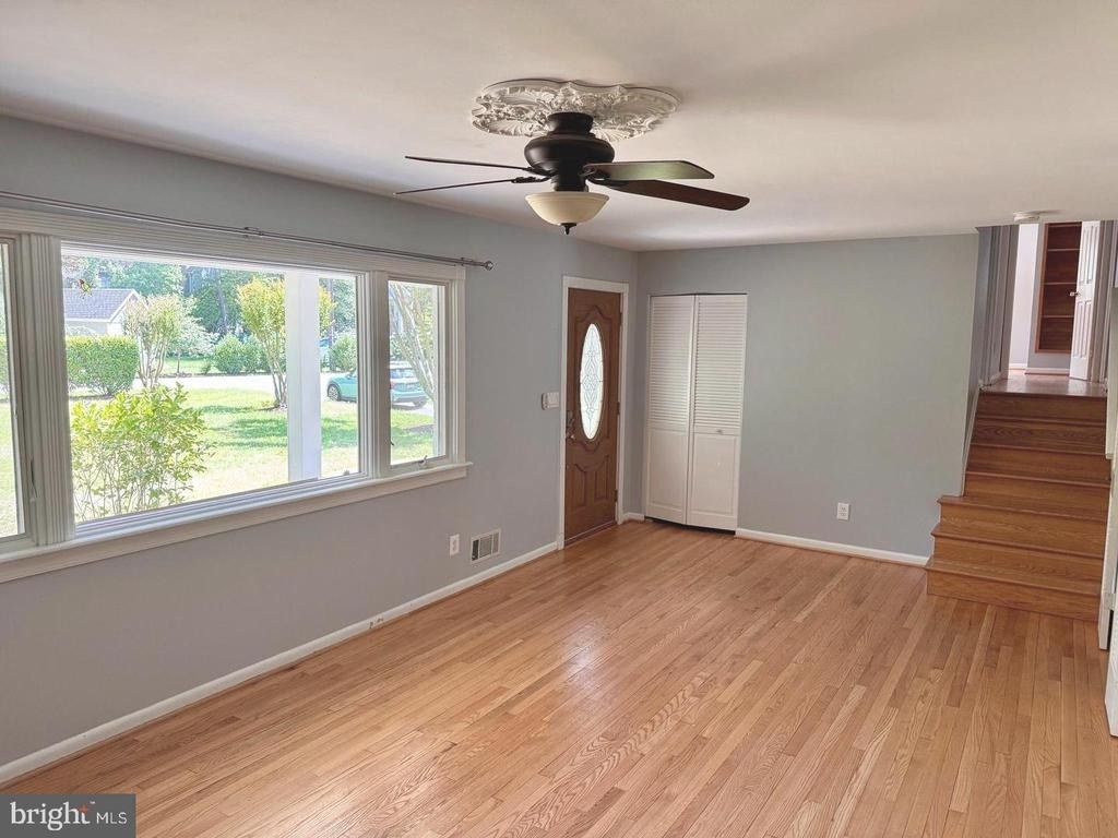 90 Avondale Circle - Photo 3