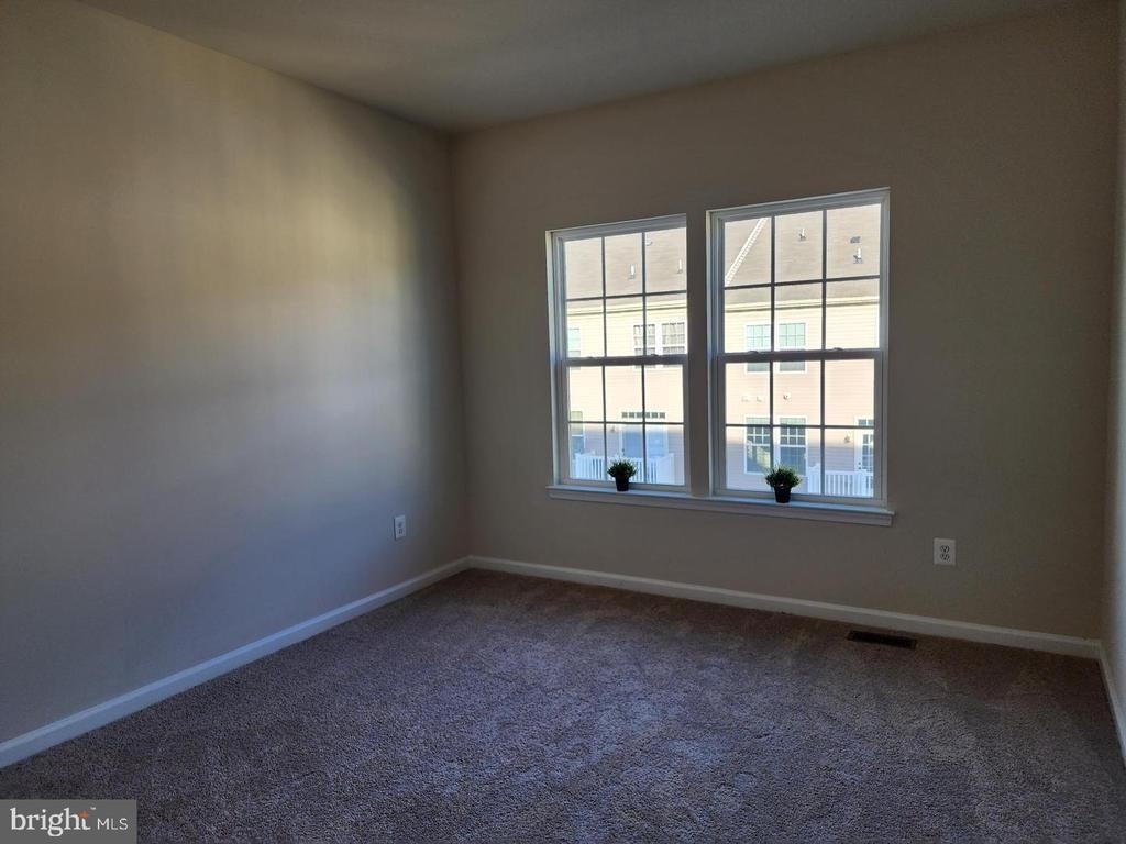 361 Chessington Drive - Photo 19