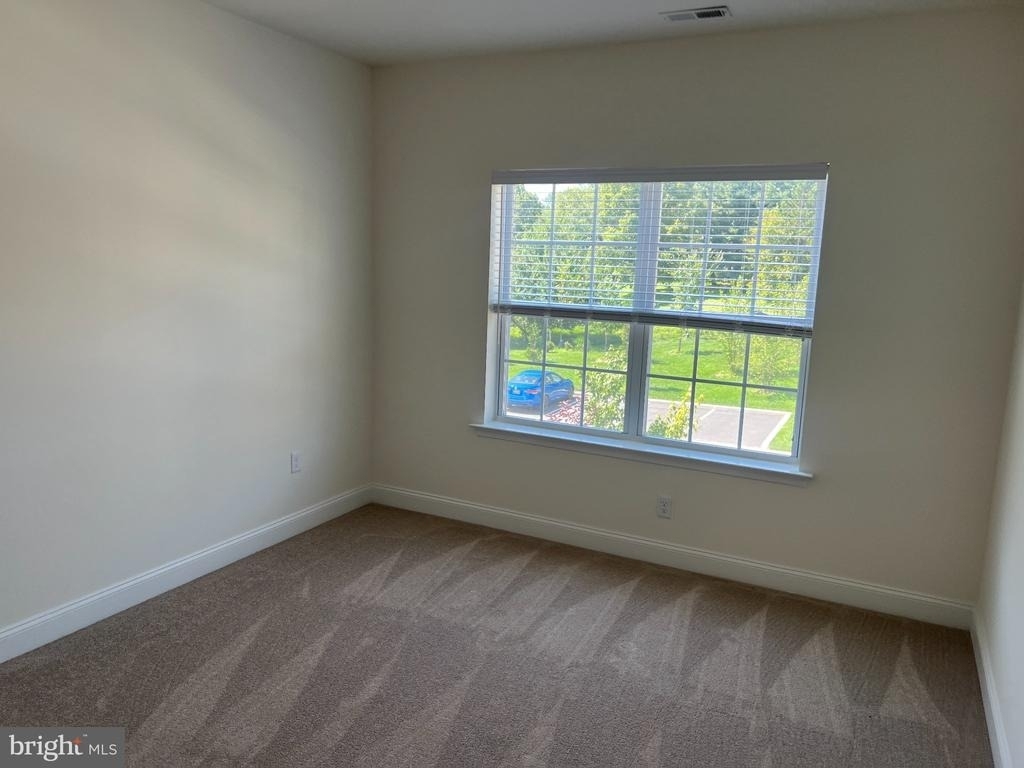 212 Grove View Drive - Photo 9