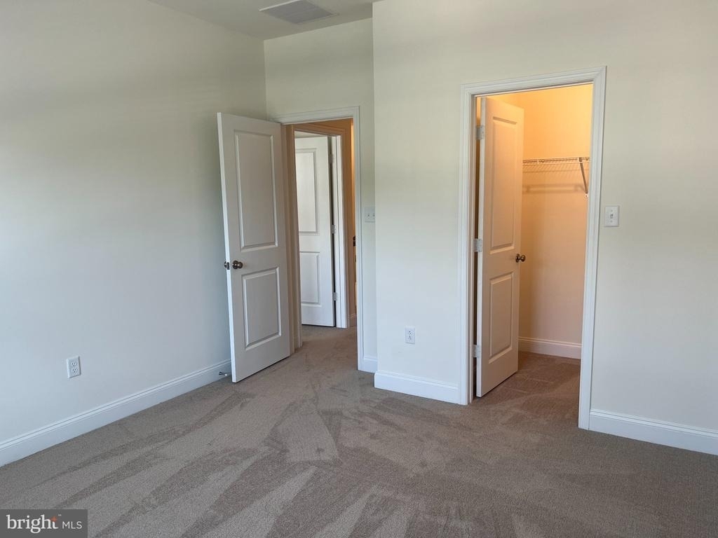 212 Grove View Drive - Photo 10