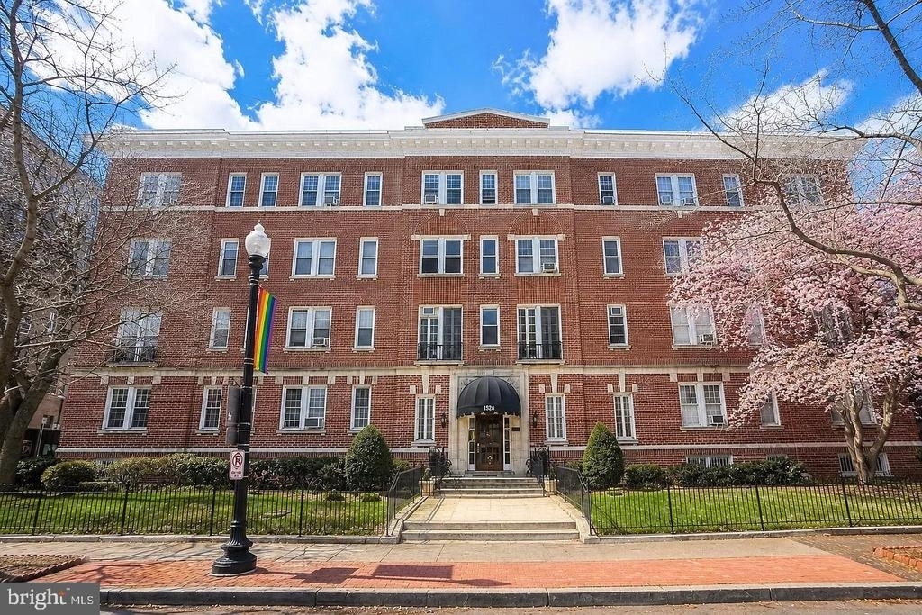 1526 17th Street Nw - Photo 12