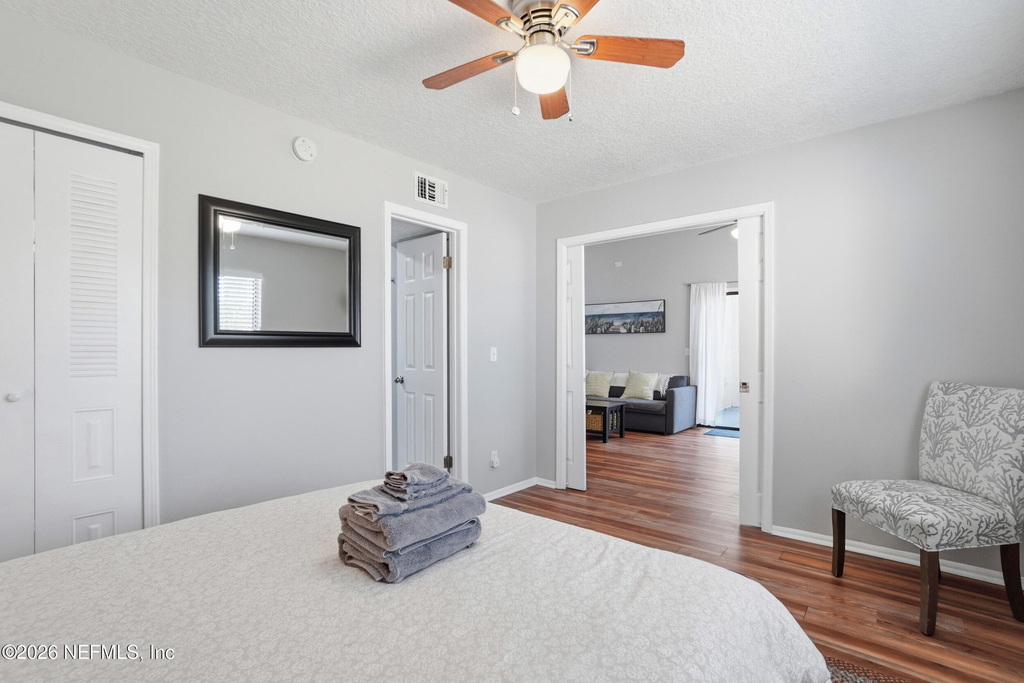 3419 Islander Way - Photo 14