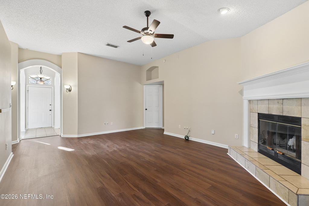 7827 Enderby Court - Photo 9