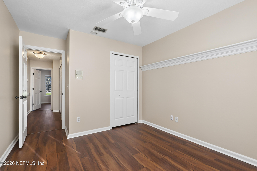 7827 Enderby Court - Photo 18