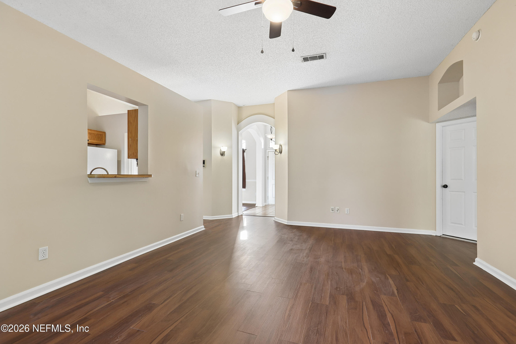7827 Enderby Court - Photo 12