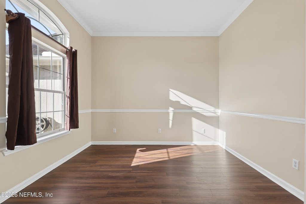 7827 Enderby Court - Photo 3