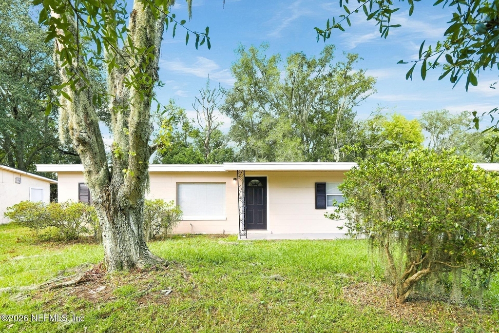 5119 Portsmouth Avenue - Photo 0