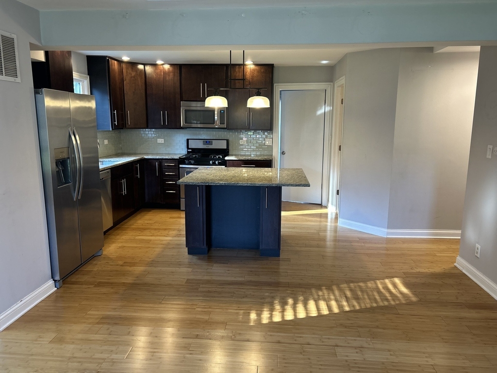 602 S 3rd Street - Photo 3