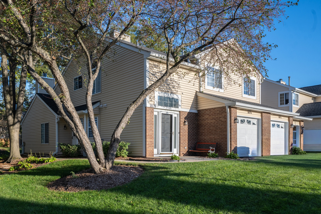 107 Winchester Drive - Photo 0