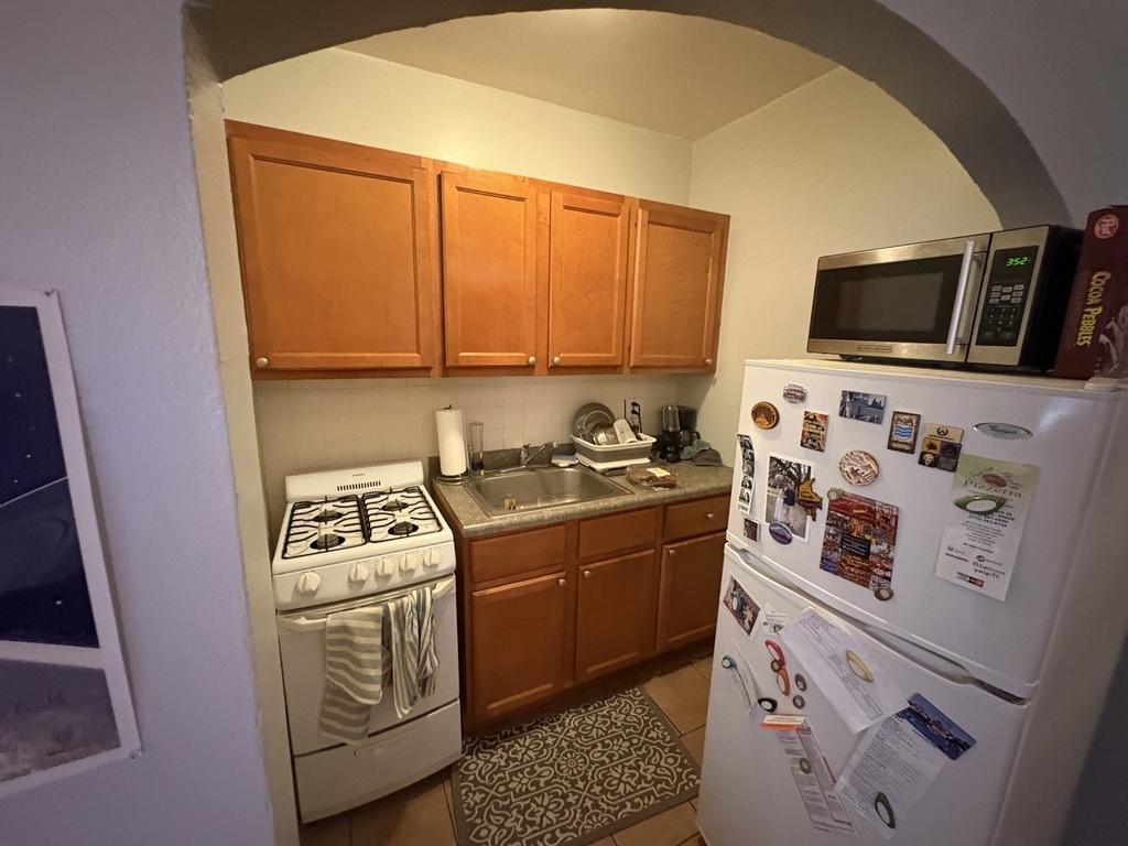 1712 W Estes Avenue - Photo 3