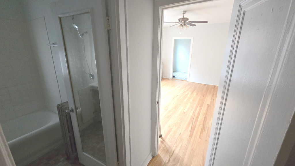 1635 W Morse Avenue - Photo 10