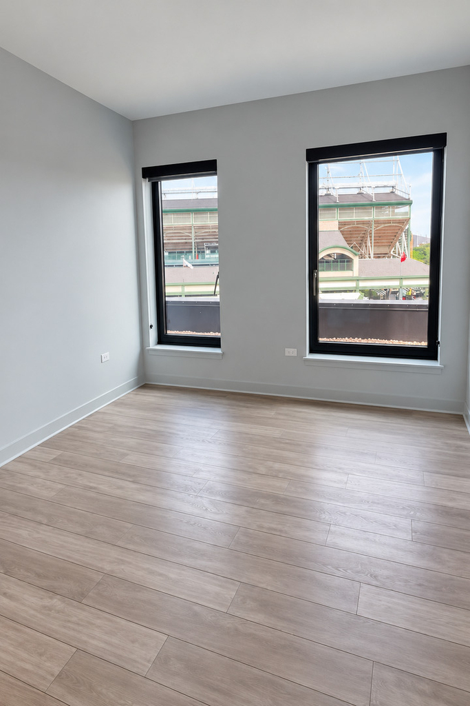 1025 W Addison Street - Photo 6