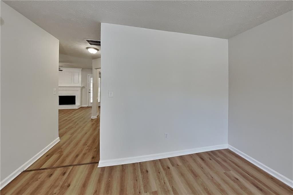 706 Coventry Township Lane - Photo 2