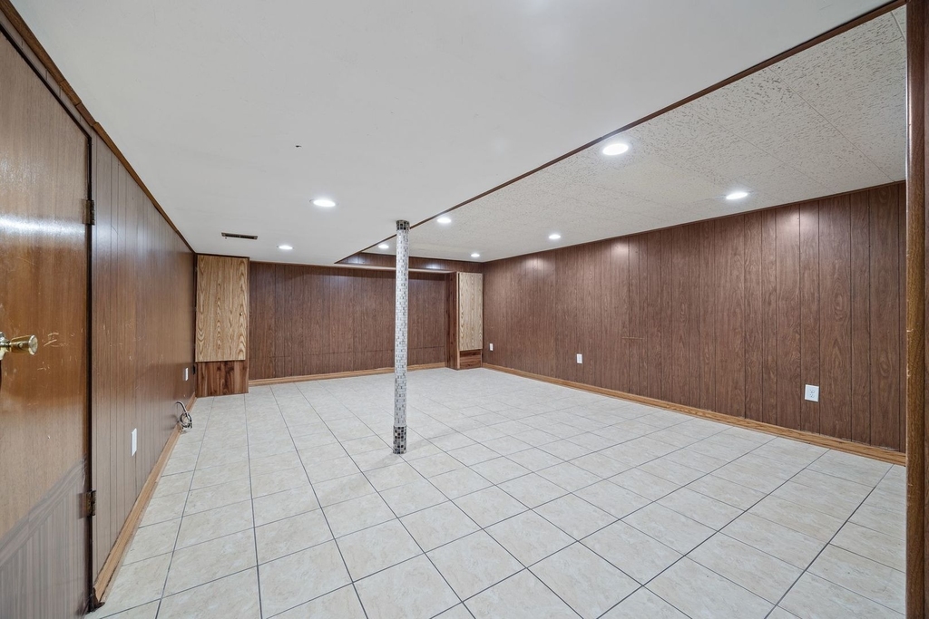 9065 W Oaks Avenue - Photo 19