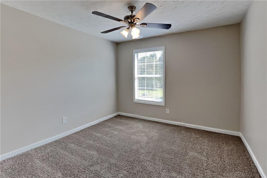496 Highpoint Crossing - Photo 14