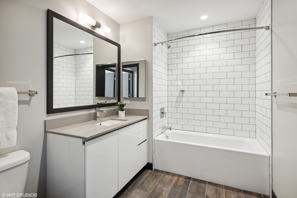 171 N Aberdeen Street - Photo 12