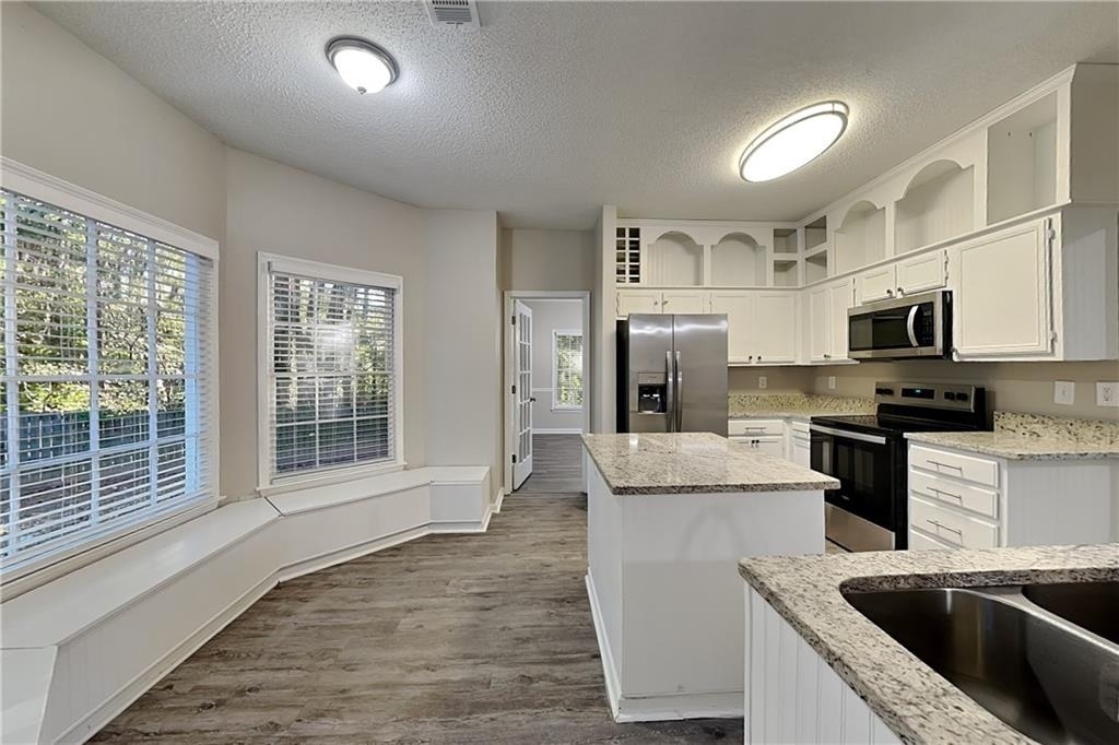 7203 Meadow Gate Way - Photo 4