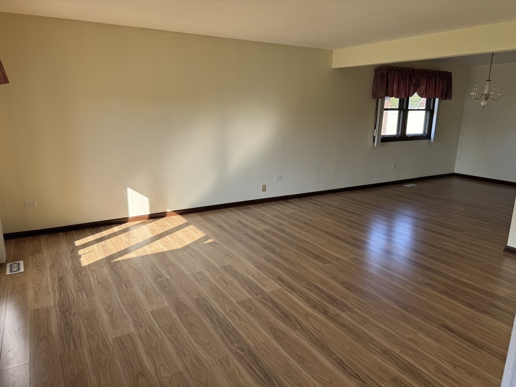8124 167th Place - Photo 7
