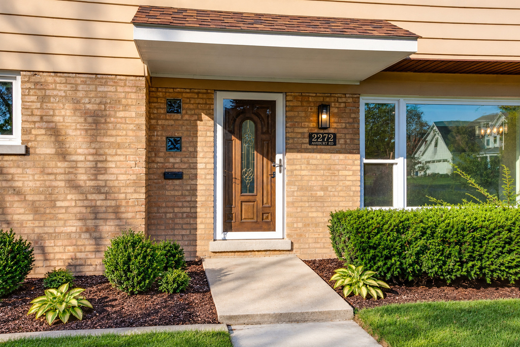 2272 Asbury Road - Photo 0