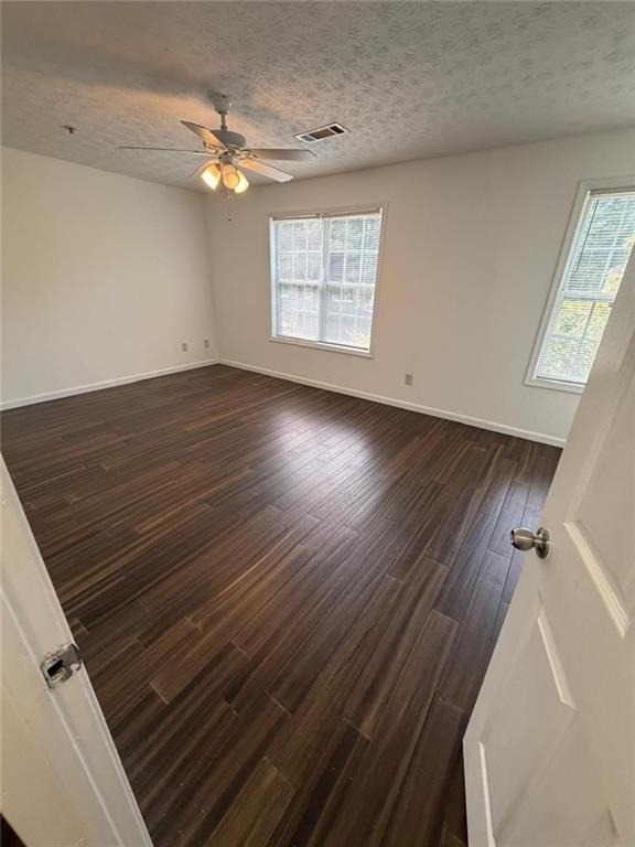 5090 Leeshire Trace - Photo 11