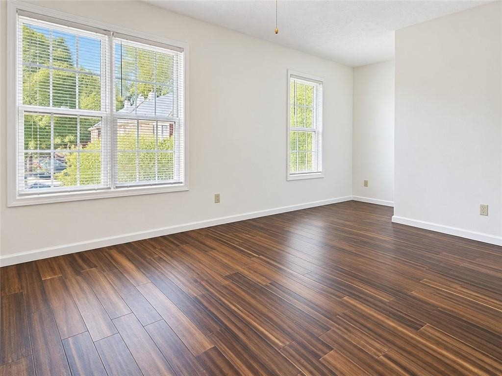5090 Leeshire Trace - Photo 10