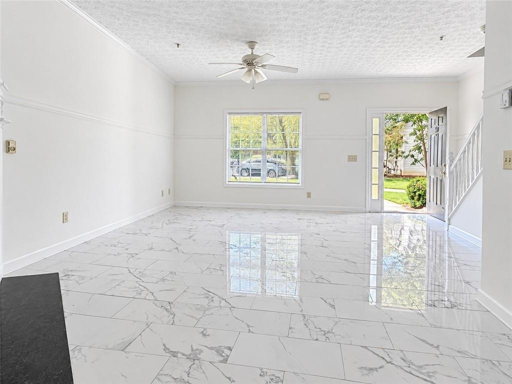 5090 Leeshire Trace - Photo 1