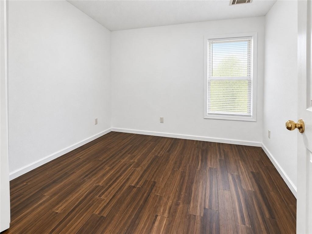 5090 Leeshire Trace - Photo 16
