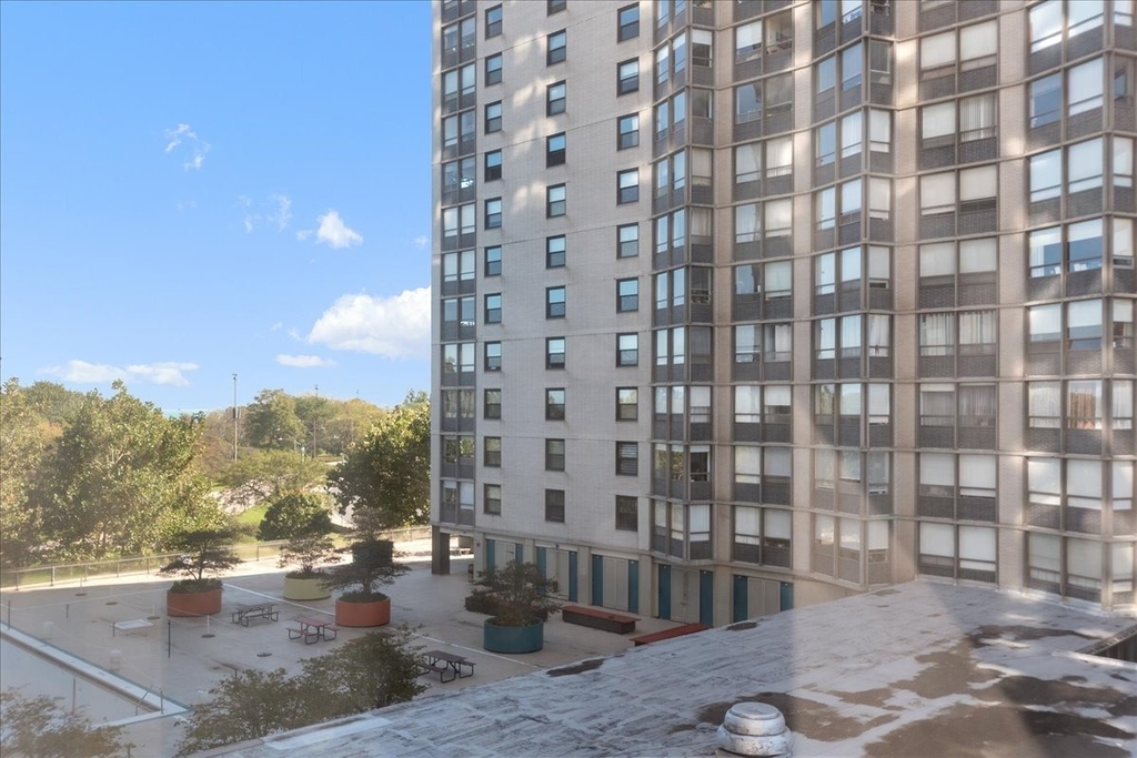 5701 N Sheridan Road - Photo 11