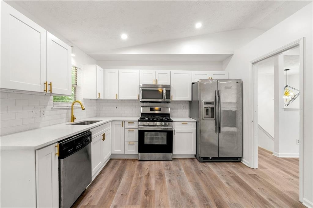 2290 Wilkins Cove - Photo 2