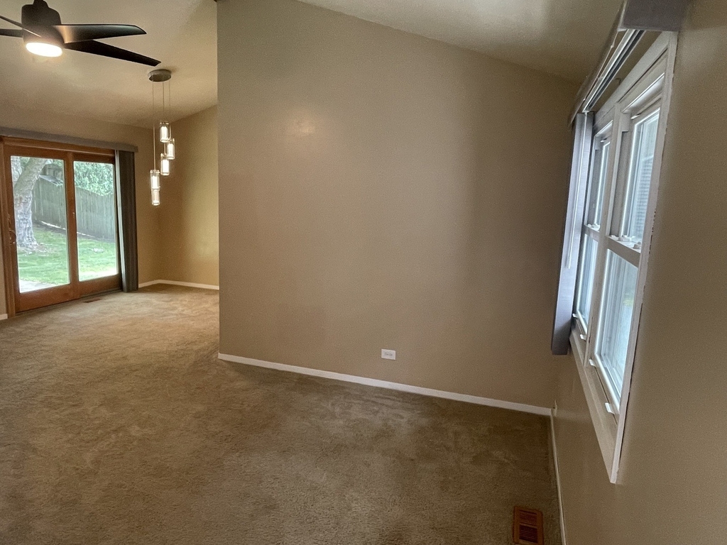 1712 Rutgers Court - Photo 1