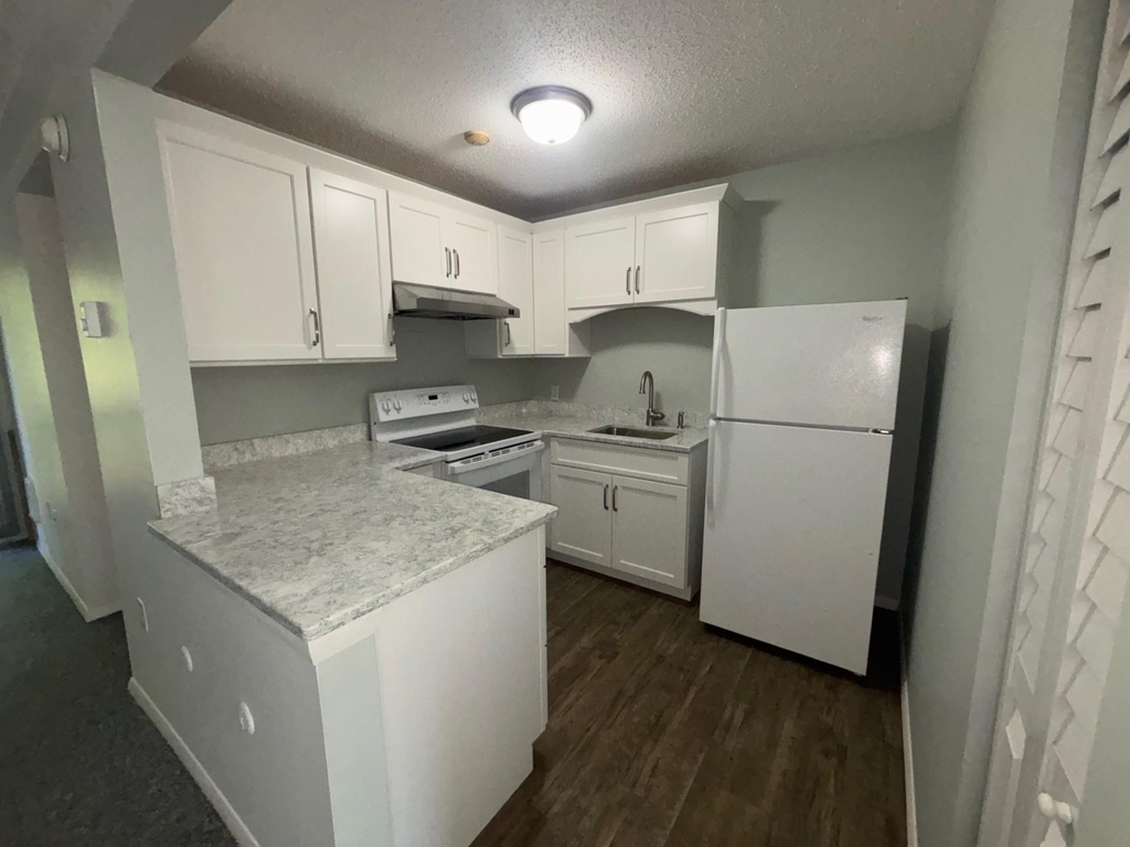 107 Treetop - Photo 5