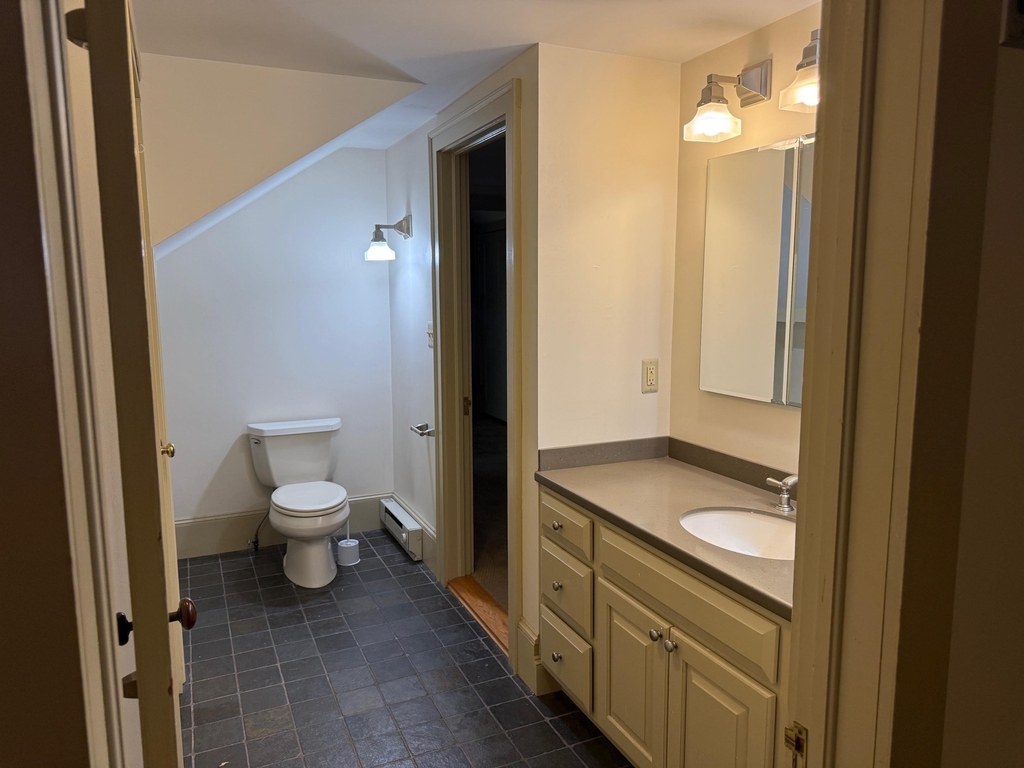 176 Western - Photo 9
