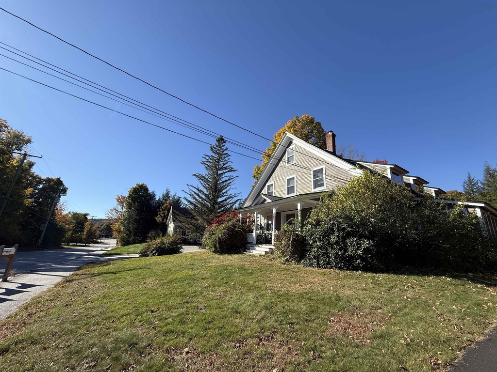 176 Western - Photo 17